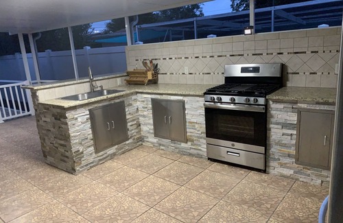 Tanglewood Terrace House | Sunny Days Heated/Salt Water Pool Home