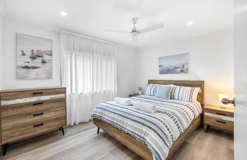 Mudjimba House | Sunny Dayz @ Sundew - pet friendly beach holiday