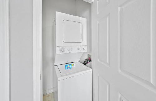 Miramar Beach Apartment | Sunny escape in Miramar Beach