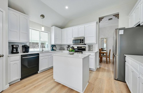 Wells Branch House | Sunny Haven: Open Concept Living w/Games Galore!