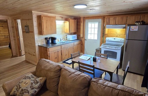 Sulphur Apartment | Sunny Hill at Gamble Hollow