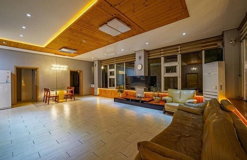 Gapyeong Apartment | Sunny Hill Pension