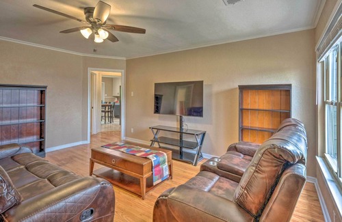 Fort Smith House | Sunny Home, 3 Mi to Fort Smith Historic Sites
