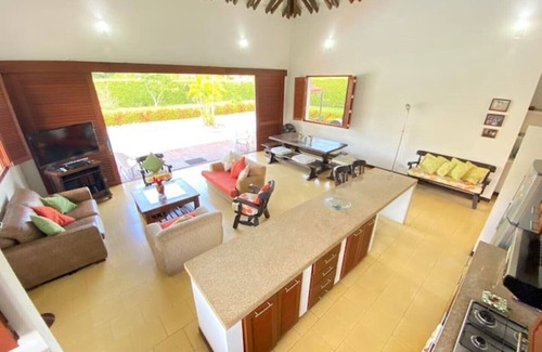 Melgar House | Sunny House