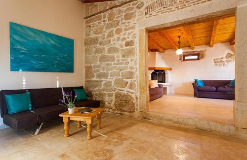 Dracevac House | Sunny House