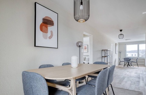 Kloten Apartment | Sunny Kloten 4.5 Room w/ Storage & W/D, 3 min to Market, by Blueground