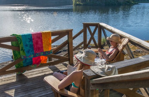 Quadra Island Ski Chalet | Sunny Lakefront Home with Ocean Moorage