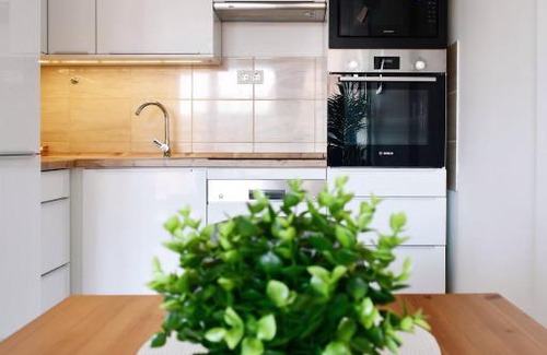 Losonci negyed Apartment | Sunny little home