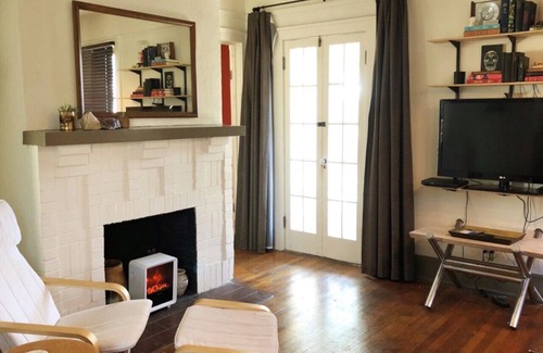 Midtown Condo | Sunny Nest In Starland Arts District