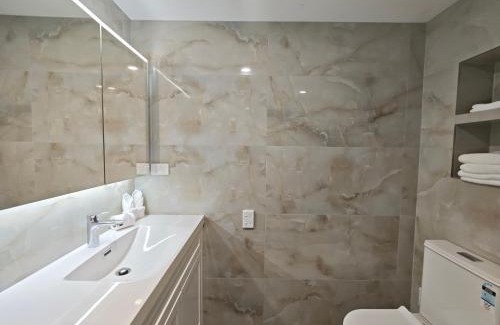 Mellons Bay Apartment | Sunny Nook