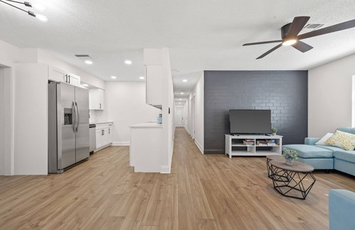 Palmetto House | Sunny Palmetto Oasis: 4BR Home with Private Pool by RedAwning