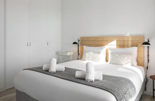 Ferrel Apartment | Sunny Penthouse