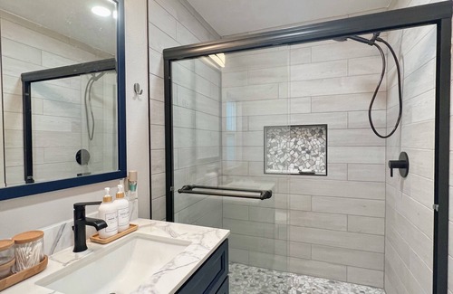 Oakland House | Sunny private bedroom and bathroom in Oakland