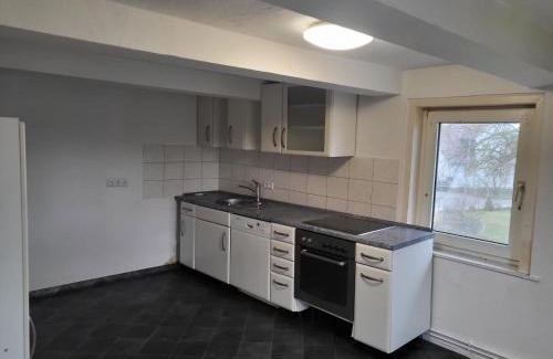 Region Hannover District House | Sunny Rooms