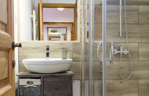 Sibiu Apartment | SUNNY ROOMS, SOFT BEDS