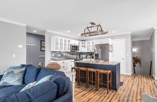 Chincoteague House | Sunny Shack on Chincoteague Island!