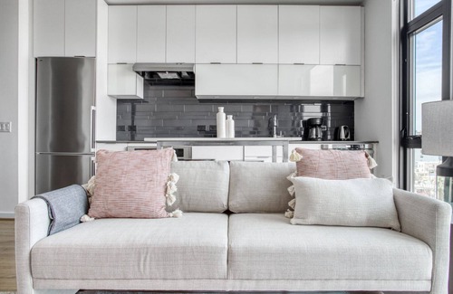 Shaw Apartment | Sunny Shaw 1BR w/Gym, W/D & Doorman, near Metro & Bars, by Blueground
