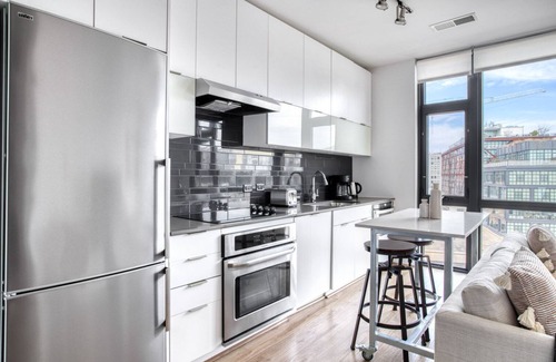 Shaw Apartment | Sunny Shaw 1BR w/Gym, W/D & Doorman, near Metro & Bars, by Blueground