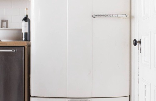 Hudson Apartment | Sunny, Spacious & Central: Bowler