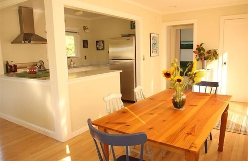 Stinson Beach House | Sunny Stinson Beach - Hot Tub, Fireplace, Garden and Fire Pit