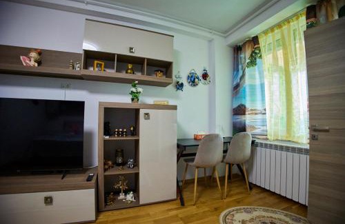 Constanta Apartment | Sunny Studio