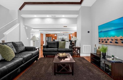 Florida Central Atlantic Coast House | Sunny Summer Awaits - Renovated Townhome by Disney!
