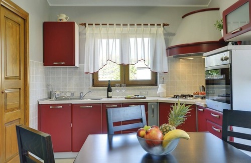 Barbariga House | Sunny villa 500 meters to beach with private pool