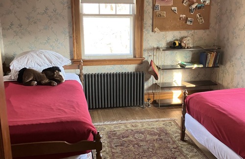 Granby Other | Sunny, vintage farmhouse in the center of quintessential New England farm town.