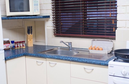 Eight Mile Plains Hotel | Sunnybank Star Hotel & Apartments