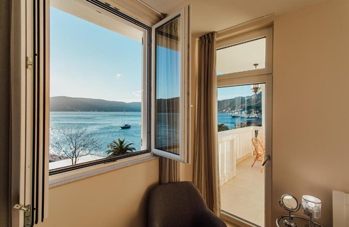 Zelenika Villa | SunnyCoastVilla