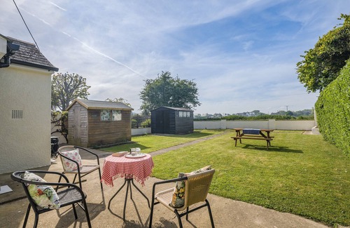 Burmarsh House | Sunnycroft - Two Bedroom House, Sleeps 3