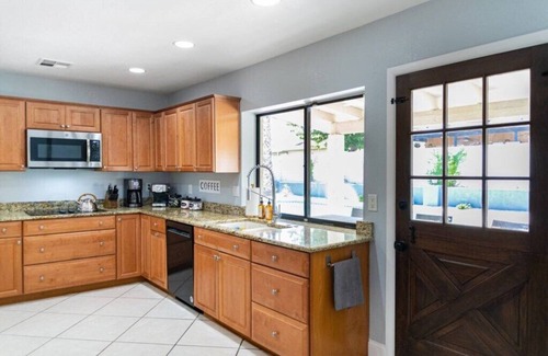 Paradise Valley Village House | Sunnyside of Life by HomeSlice Stays
