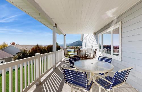 Kalispell House | Sunnyside Retreat