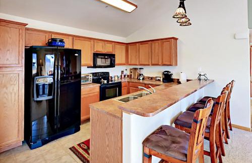 Steamboat Springs Apartment | Sunray Meadows 308