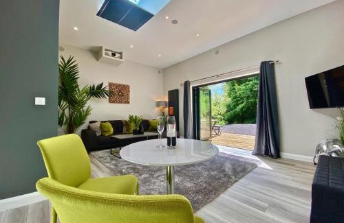 Newton Ferrers House | Sunridge Cubes (Cube 1)