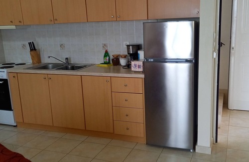 Kefalari Apartment | Sunrise 2 Apartment - Beautifully Located Air Conditioned Apartment Above Beach