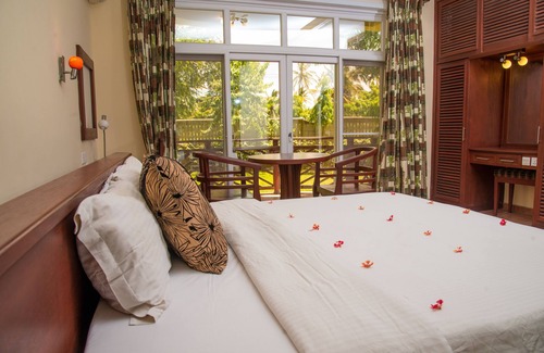 Dar es Salaam Hotel | Sunrise Beach Resort