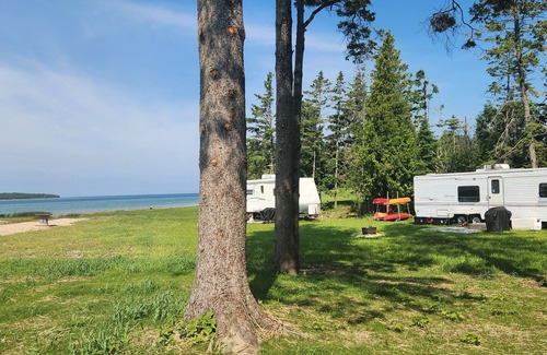 Garden House | "Sunrise Beach" Travel Trailer on 435' of Lake Michigan frontage- Fish on!