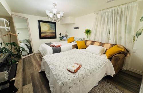 Woodbine Gardens House | Sunrise BnB - Free Parking