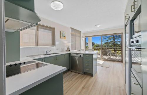 Kingscliff House | Sunrise by the Sea 1 - Oceanview Apartment