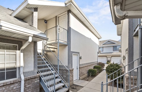 Provo Condo | Sunrise Condo in Convenient Provo Location