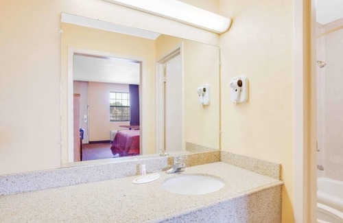 Searcy Hotel | Sunrise Extended Stay