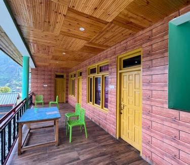 Tosh House | Sunrise guest House tosh