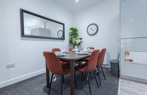 Gravesend Apartment | Sunrise Haven in Kent 2 bed Apartment Sleeps 7