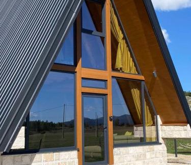 Pluzine House | Sunrise House