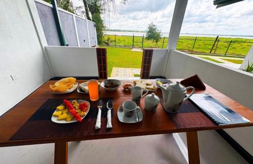 Polonnaruwa Bed & Breakfast | Sunrise Lake Resort