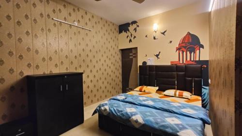 Varanasi House | Sunrise Meadows