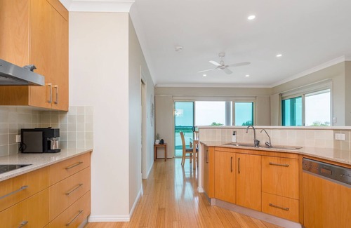 East Ballina House | Sunrise on Shelly - Beautiful spacious pet friendly home next to the ocean with amazing views