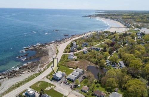 Rye Apartment | Sunrise Sanctuary Walk to Wallis Ocean Views