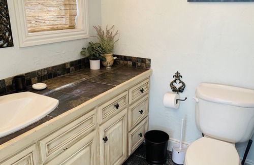 Seven Points House | Sunrise & Shine in this Large Home with 2 Master Suites, WiFi, Kayaks and more!